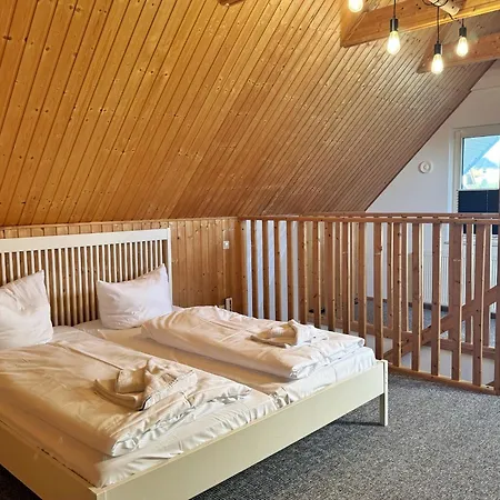 Etw Hausberg 45 - Fr Schwenn 萨斯尼茨